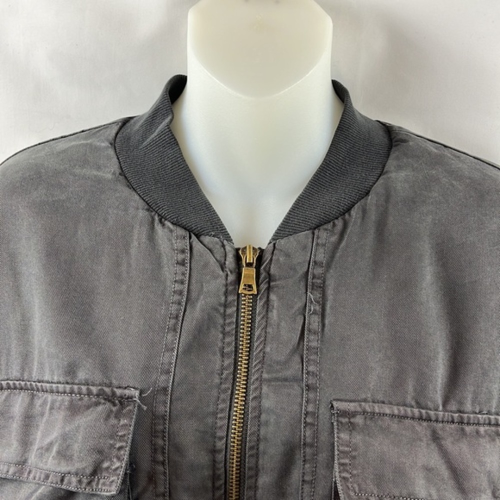 Young Fabulous & Broke Gray Utility Style Cropped Bomber Jacket Size M - Picture 3 of 10